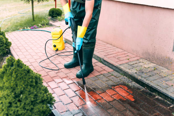 Best Parking Lot and Garage Cleaning  in Three Oaks, MI